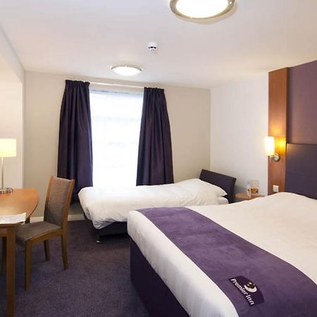 Premier Inn Portishead Extérieur photo