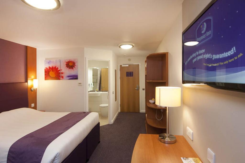 Premier Inn Portishead Extérieur photo